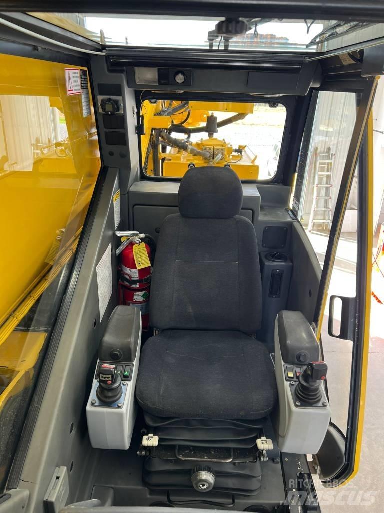 Grove GMK 5165 A/T 크레인