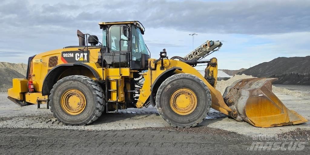 CAT 982 M  휠로우더