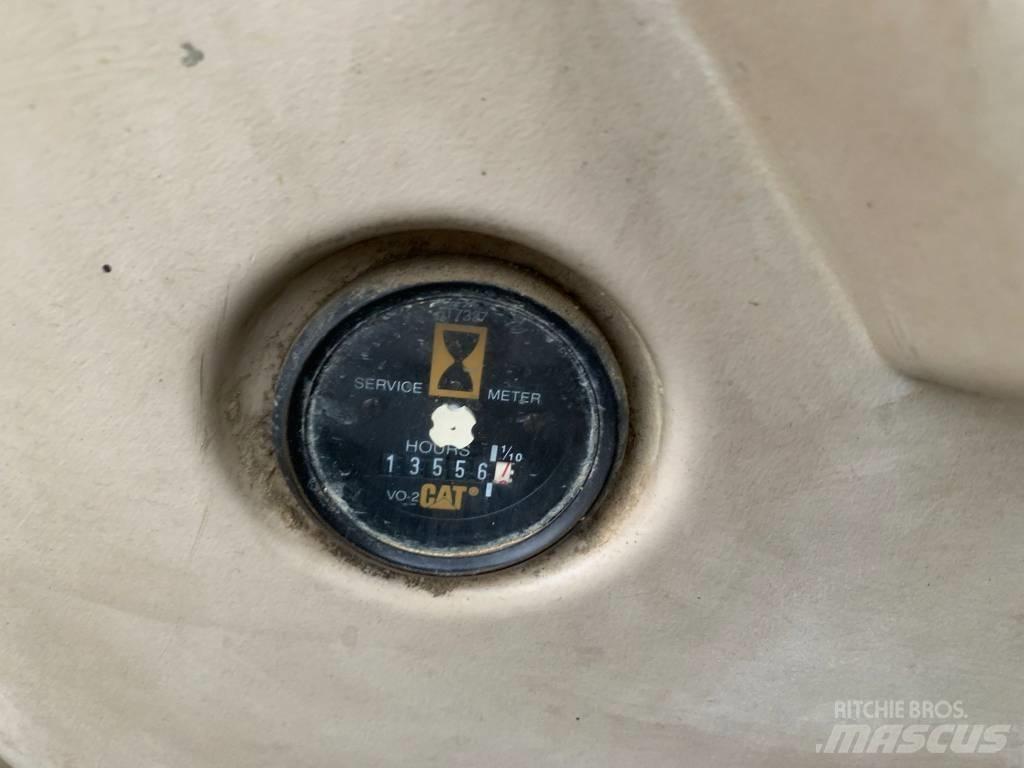 CAT 320N 대형 굴삭기 29톤 이상