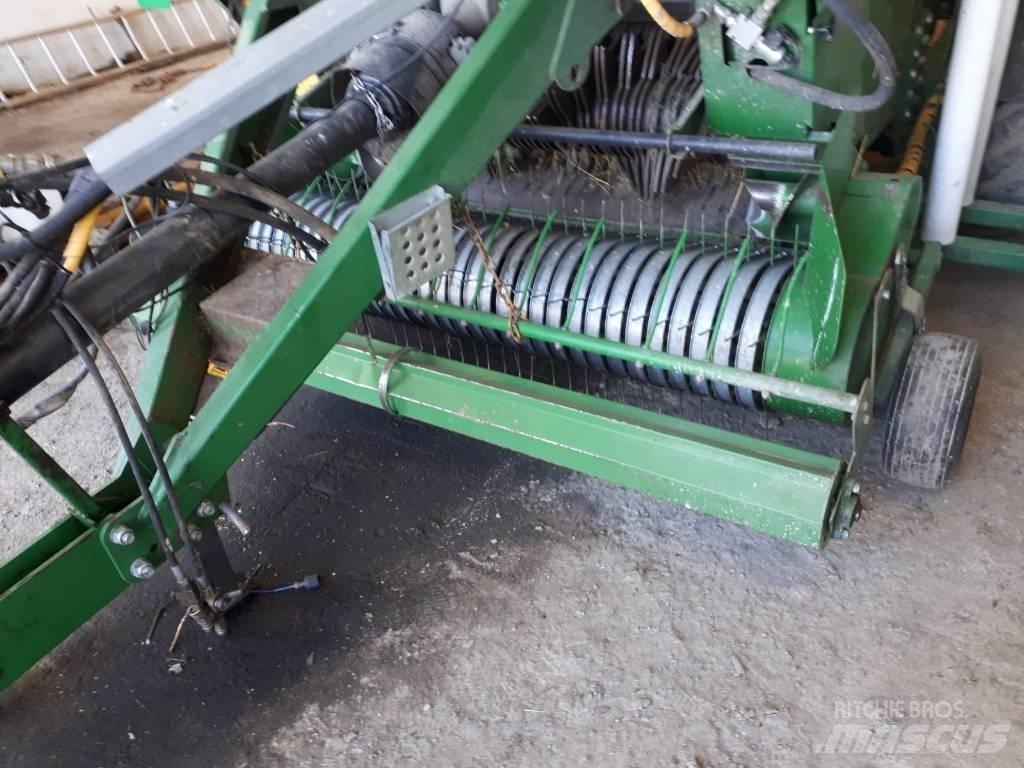 Agronic 1302 RR 원형 곤포기