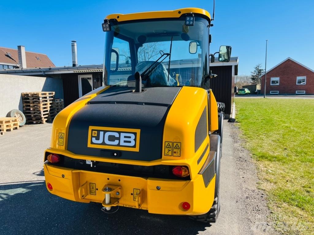 JCB 407 다목적 로더