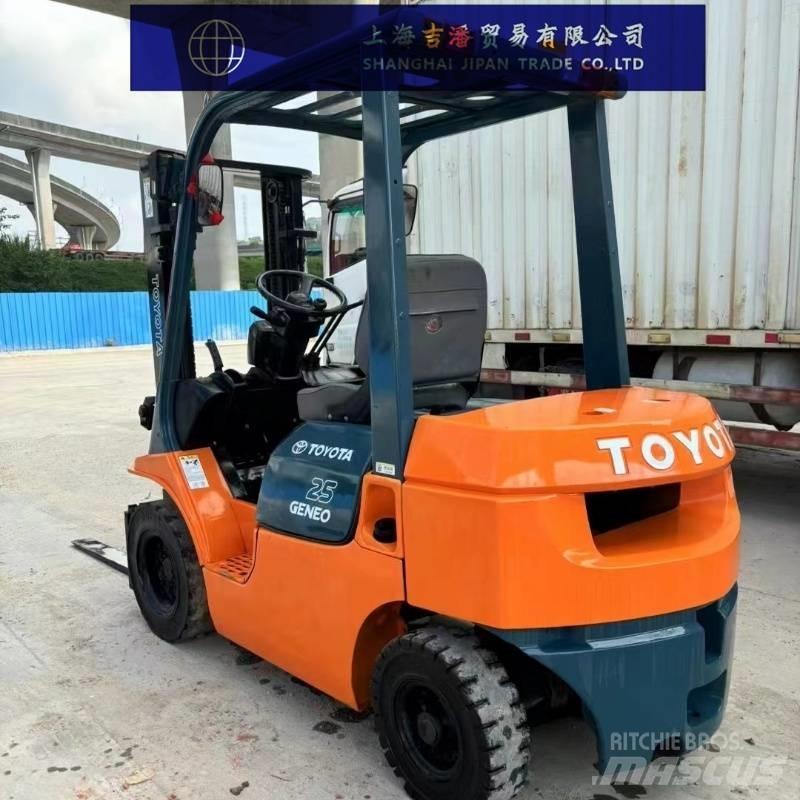 Toyota FD 25 디젤 지게차