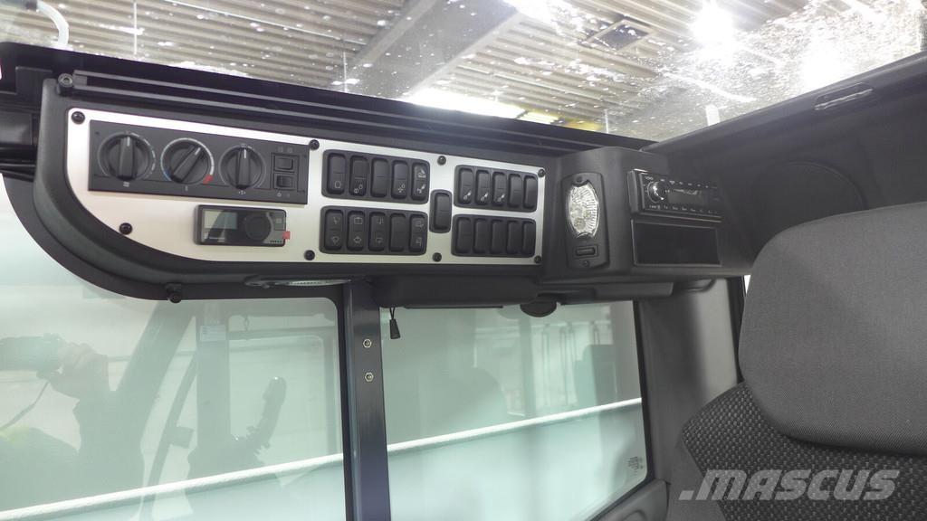 Tadano AC 5.250-1 A/T 크레인