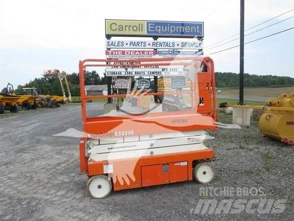 Snorkel S3220E 가위형 리프트