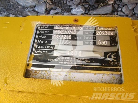 Teran CAT307 스크레퍼