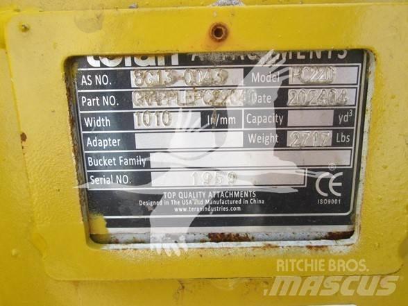 Teran PC220 집게