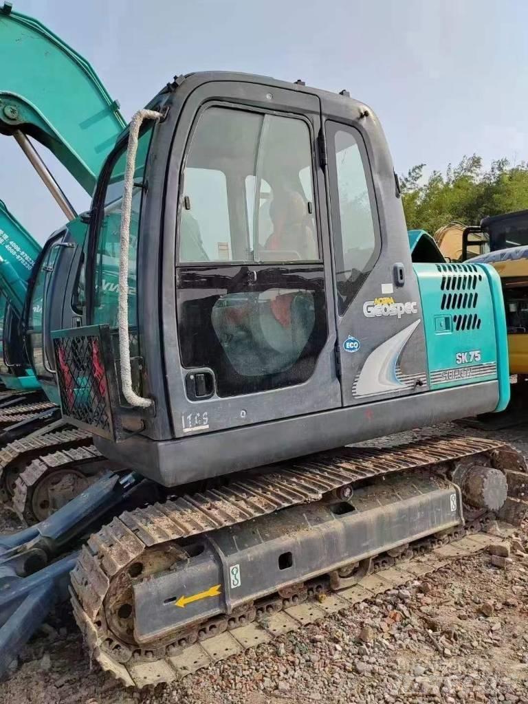 Kobelco SK75 대형 굴삭기 29톤 이상