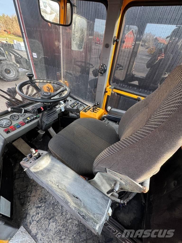 Ljungby L 14  휠로우더