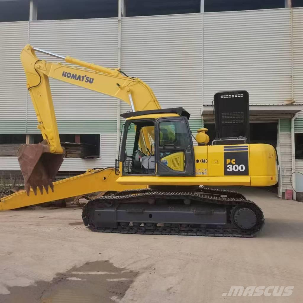 Komatsu PC 300-7 대형 굴삭기 29톤 이상