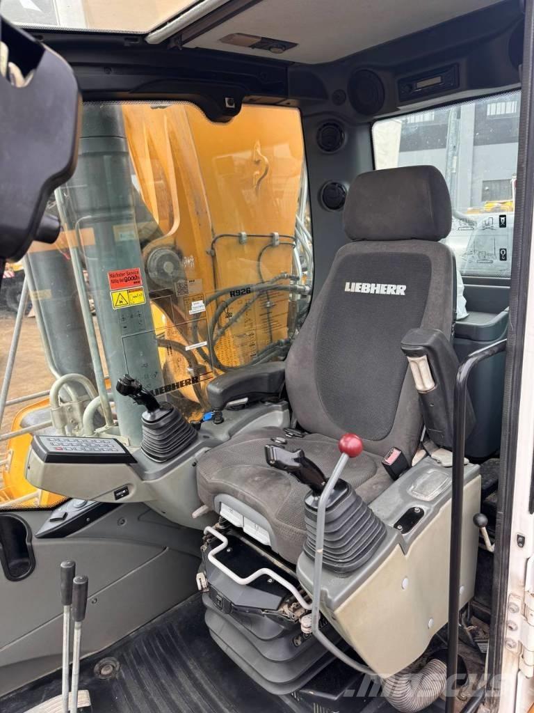 Liebherr R 926 대형 굴삭기 29톤 이상