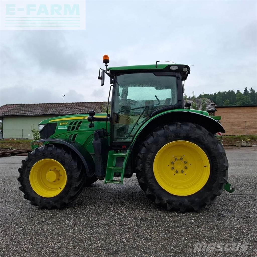 John Deere 6125 R 트랙터