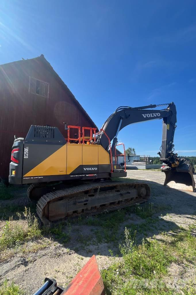 Volvo EC 250 EL 대형 굴삭기 29톤 이상