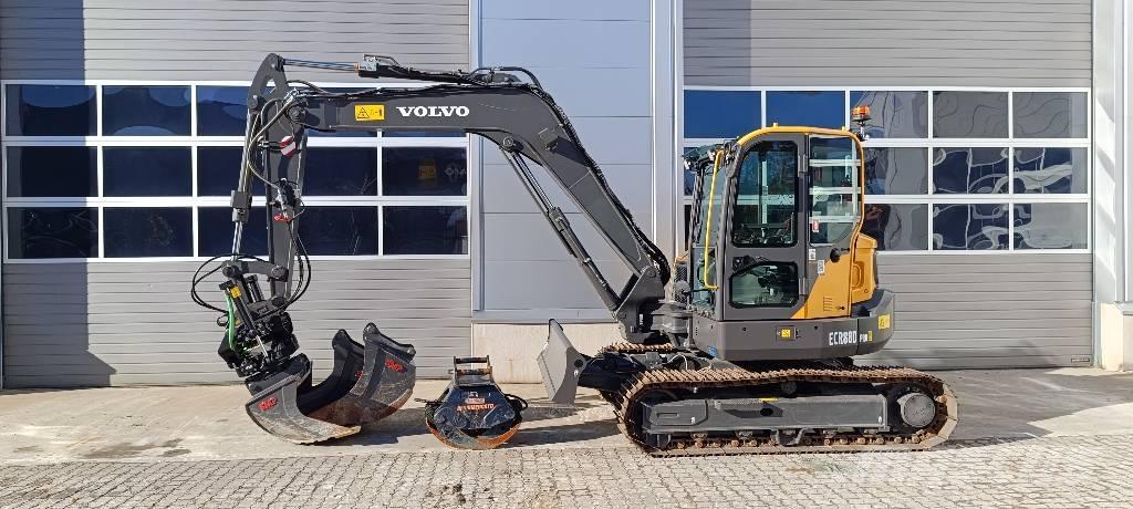 Volvo ECR88D 중형굴삭기 7톤-28톤