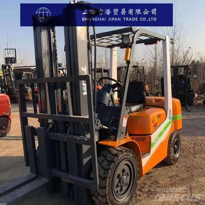 TCM FD 30 디젤 지게차