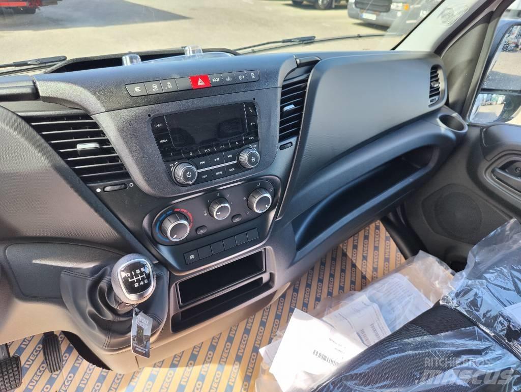 Iveco DAILY 35S16 패널 화물차