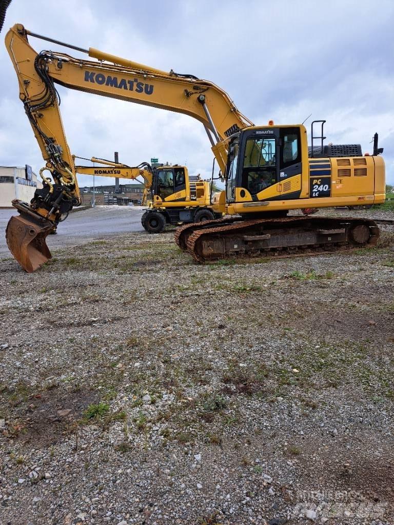 Komatsu PC 240 LC-11 대형 굴삭기 29톤 이상