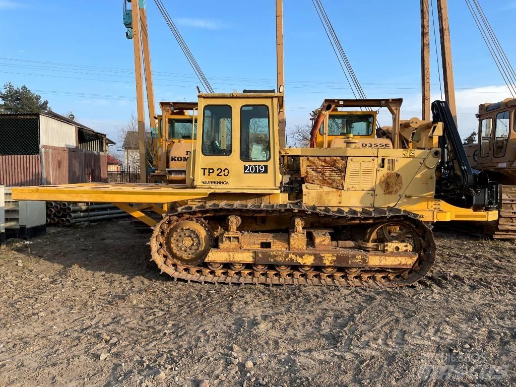  Uraltrak TR20 용접용 트랙터