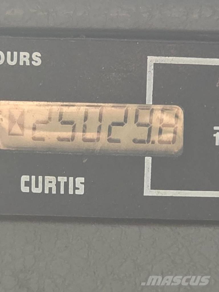 Doosan DX 300 LCA 대형 굴삭기 29톤 이상