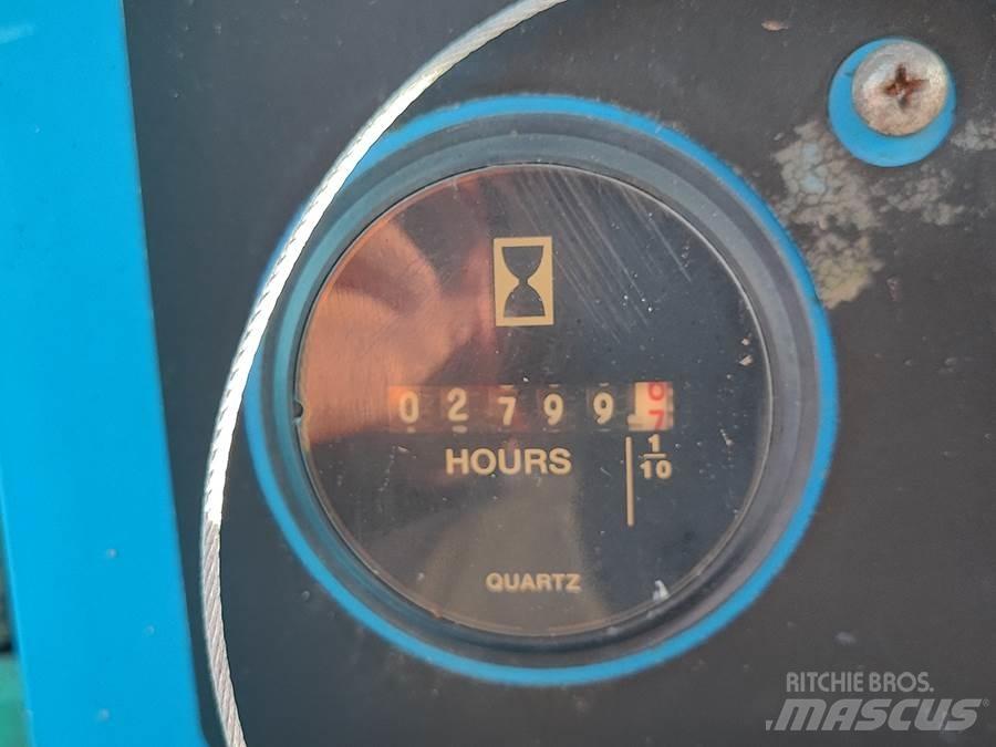 Genie GS3268 가위형 리프트