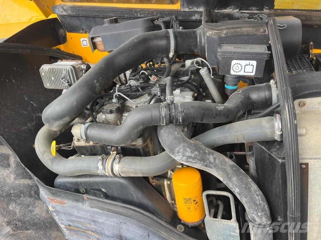JCB 535-140 텔러 핸들러