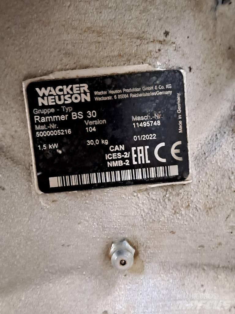 Wacker Neuson BS30 탬퍼