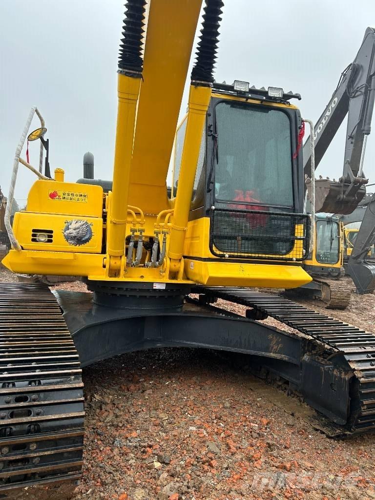 Komatsu PC 240 LC 대형 굴삭기 29톤 이상