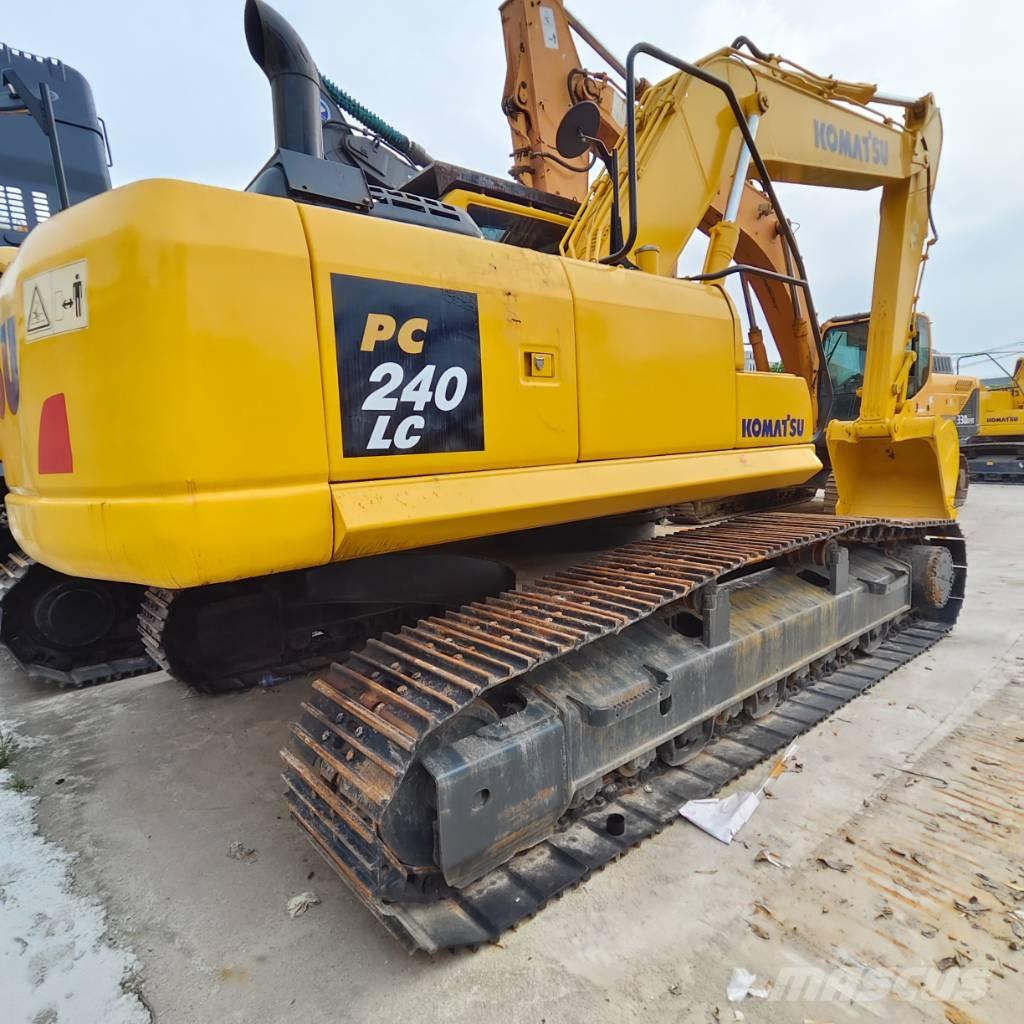 Komatsu PC 240 LC-8 대형 굴삭기 29톤 이상