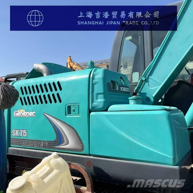 Kobelco SK 75 중형굴삭기 7톤-28톤