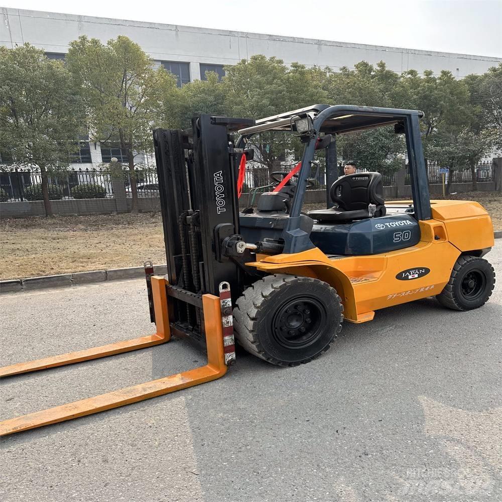Toyota 02-7FDA50 디젤 지게차