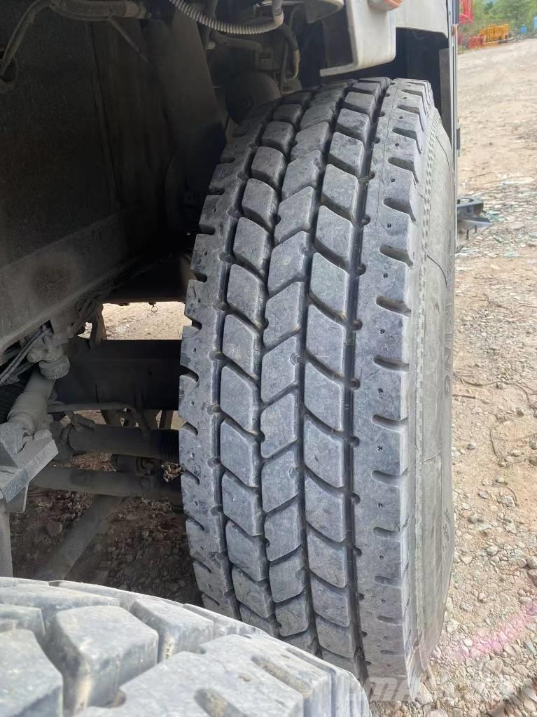 Sany SAC2200T A/T 크레인