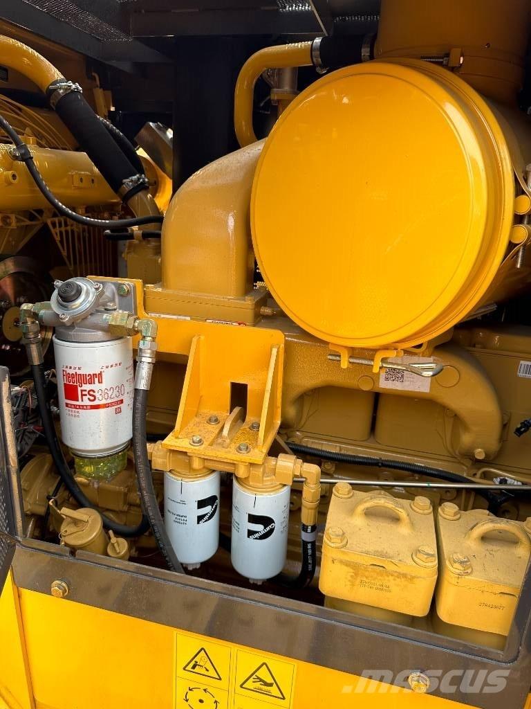 Shantui SD22 크롤러 도저