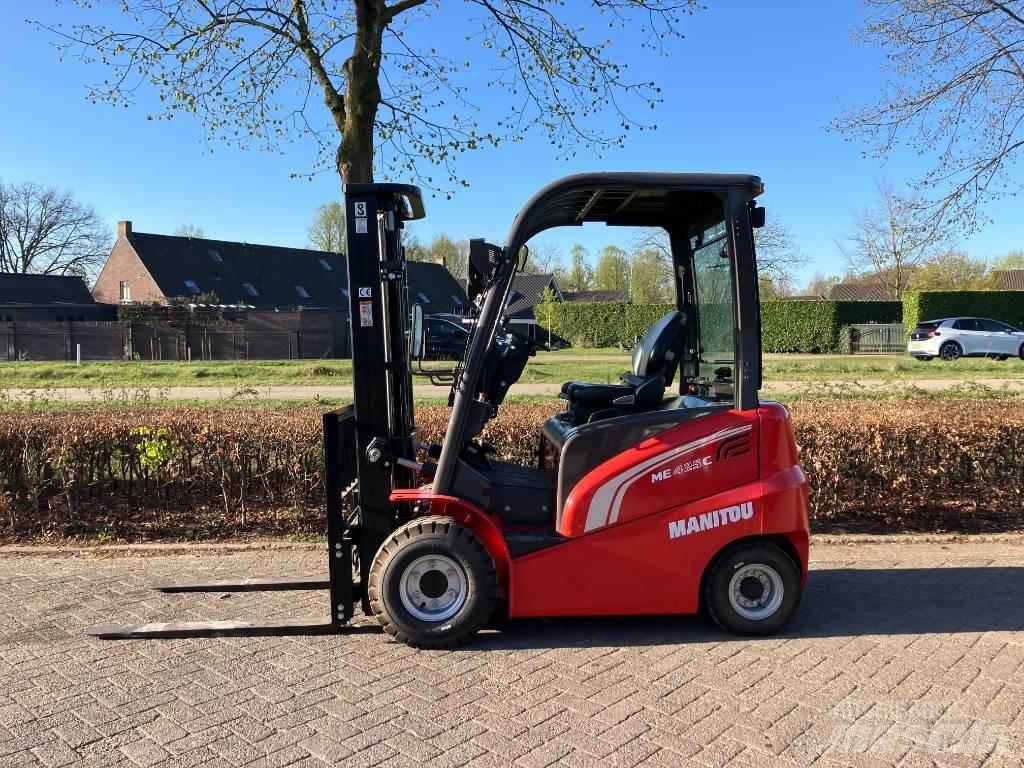 Manitou ME 425 전동 지게차