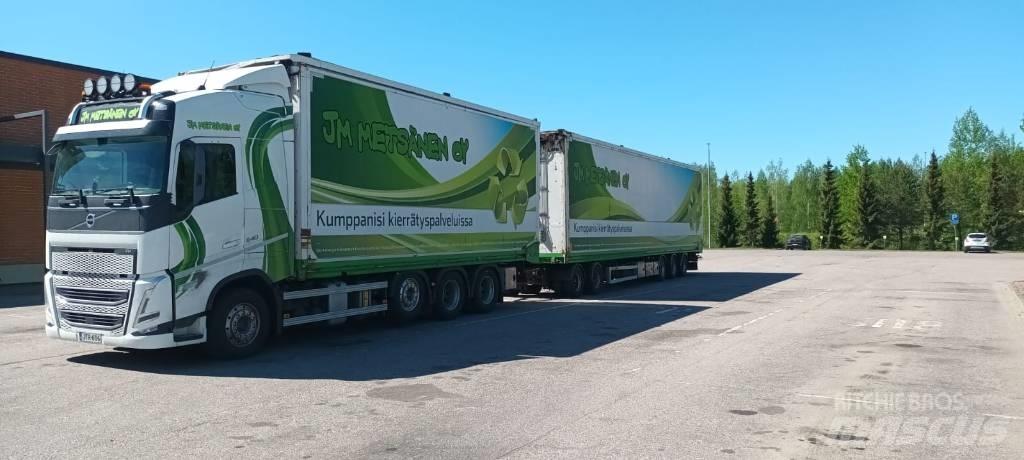 Volvo FH 13 우드칩 트럭