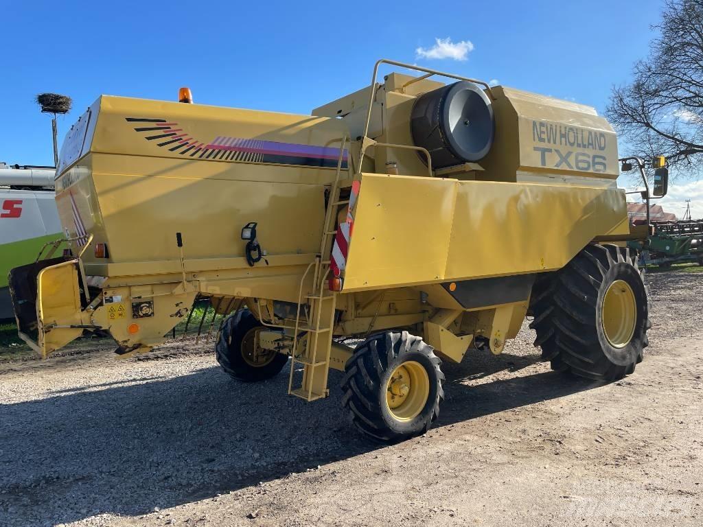 New Holland TX 66 콤바인 수확기