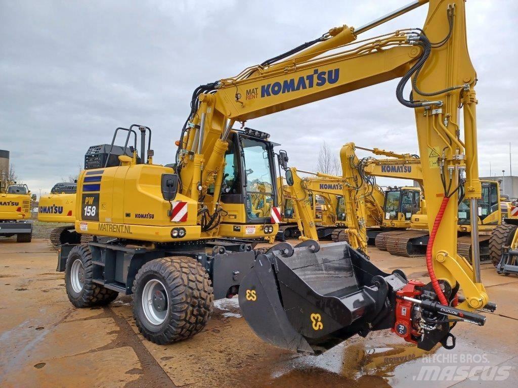 Komatsu PW158-11E0  휠 굴삭기
