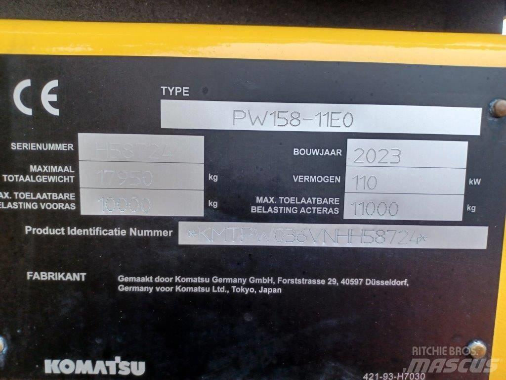 Komatsu PW158-11E0  휠 굴삭기