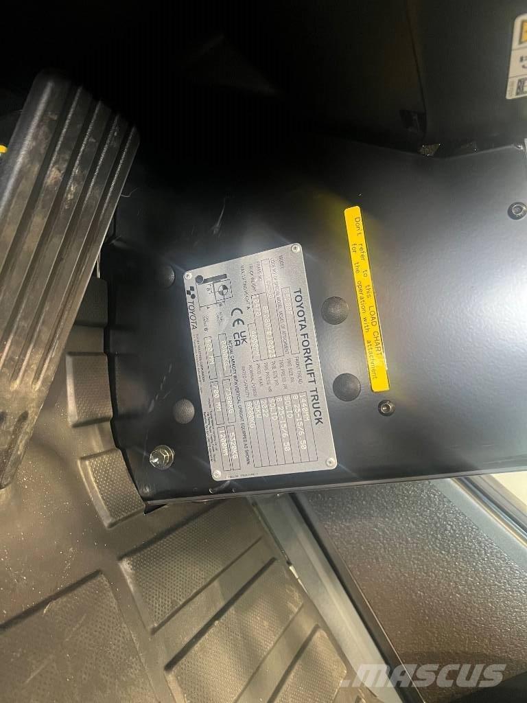 Toyota 8 FD 80 F 디젤 지게차