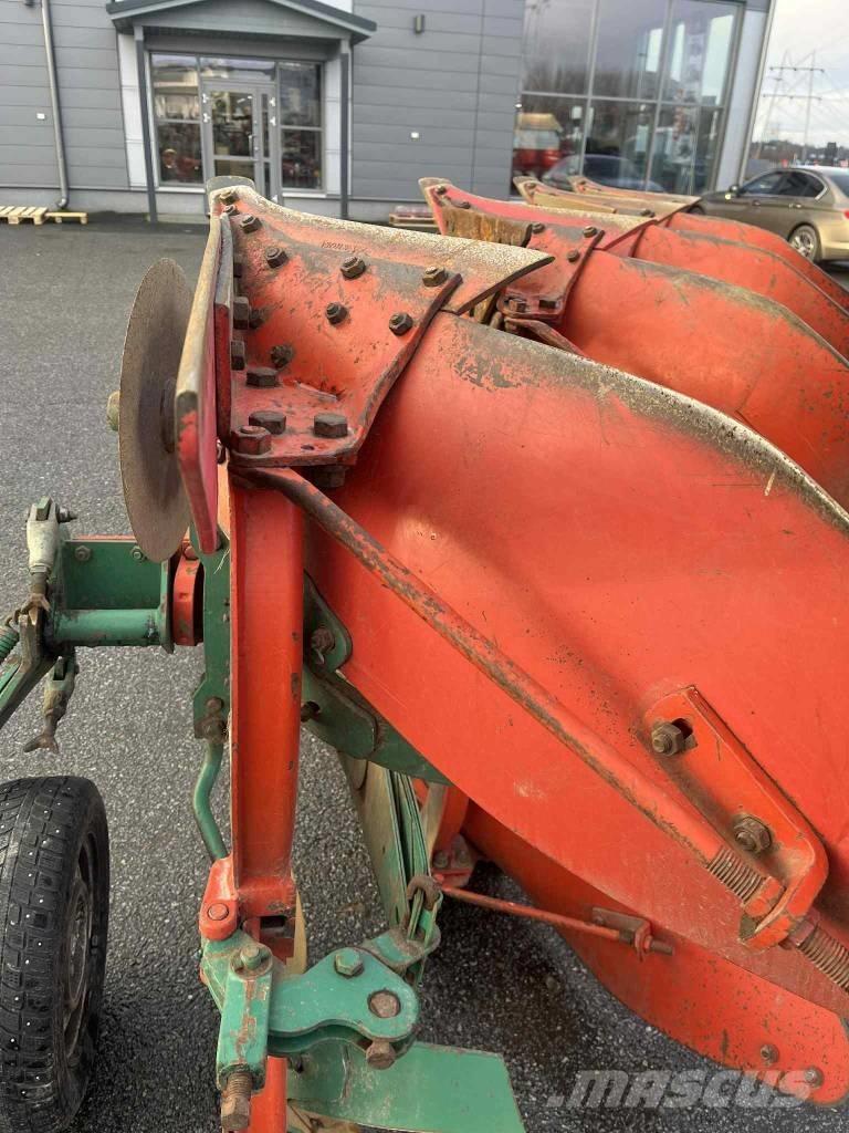 Kverneland E160-4-8 가역 플로우(쟁기)