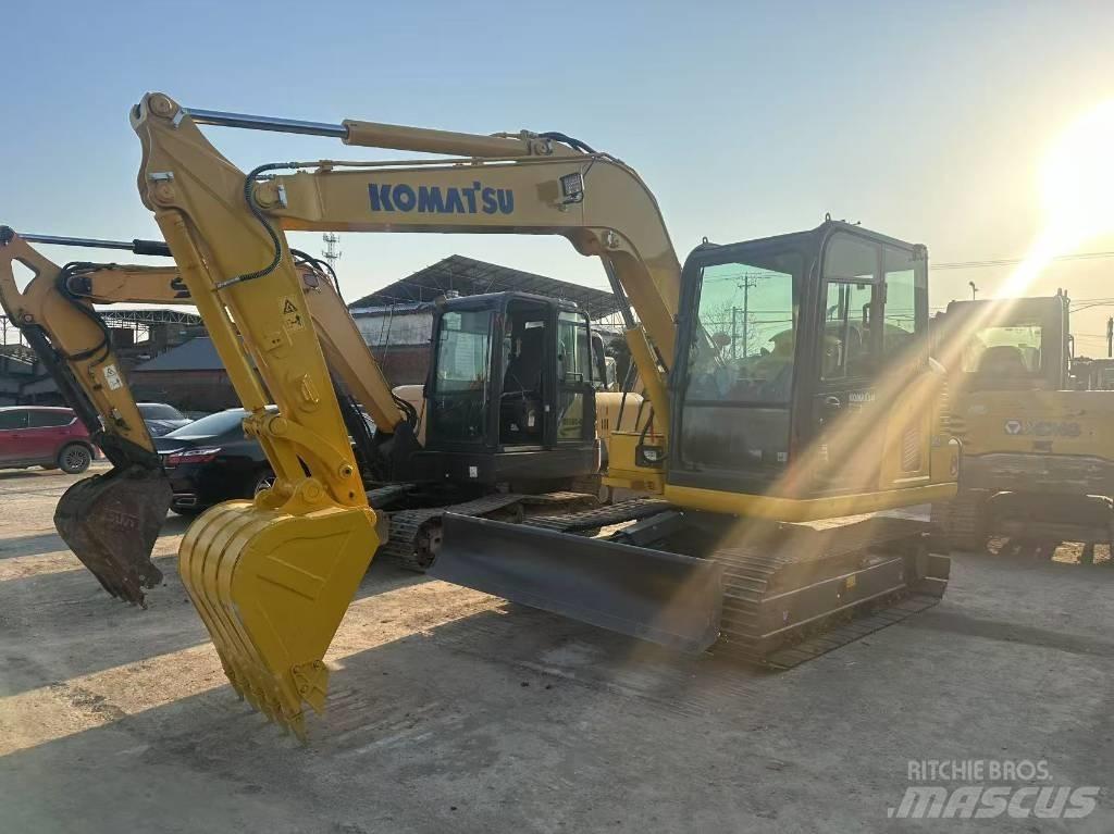 Komatsu PC 60 대형 굴삭기 29톤 이상