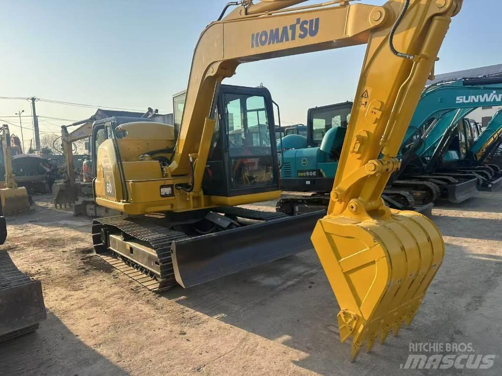 Komatsu PC 60 대형 굴삭기 29톤 이상