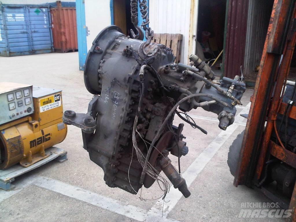ZF 4WG-160 트랜스미션