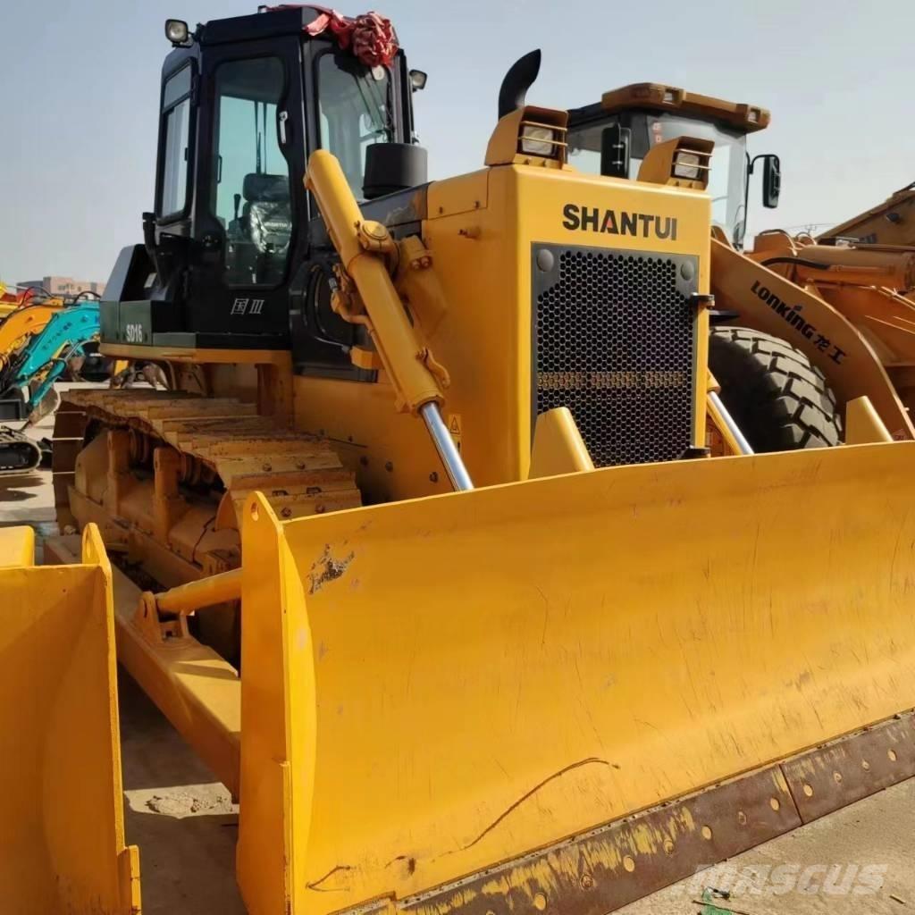 Shantui SD 16 크롤러 도저