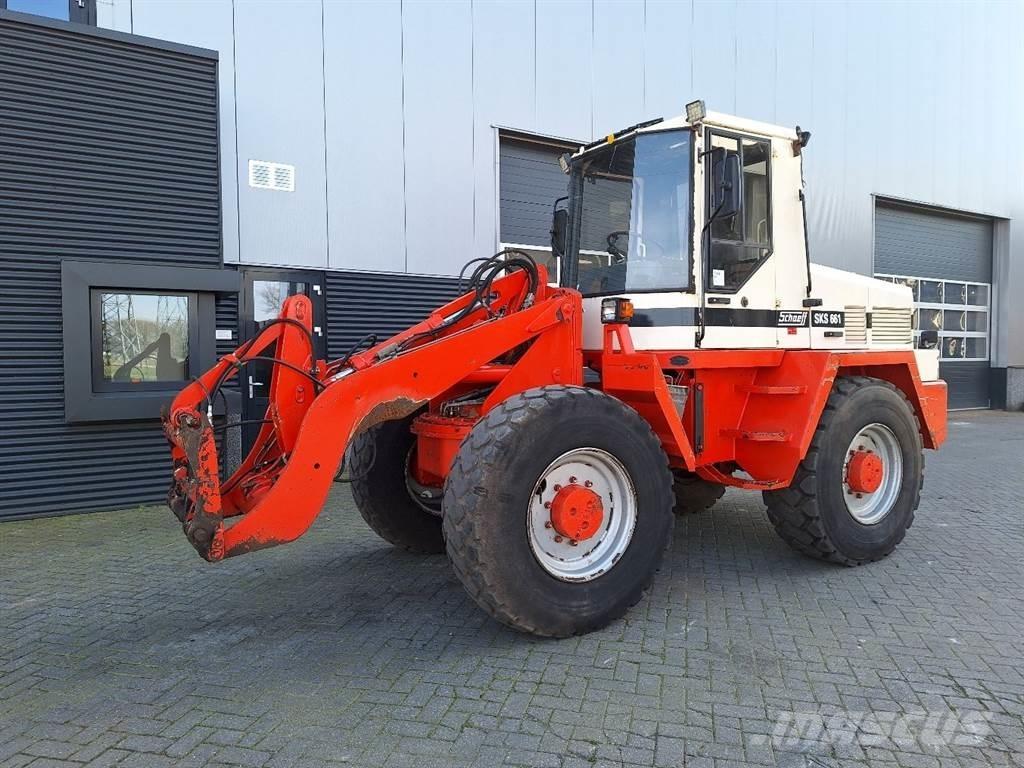 Schaeff SKS 661  휠로우더