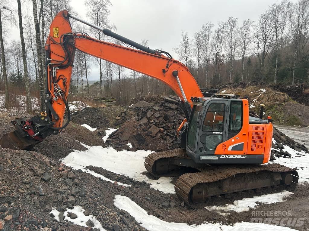 Doosan DX 235 LCR-5 대형 굴삭기 29톤 이상