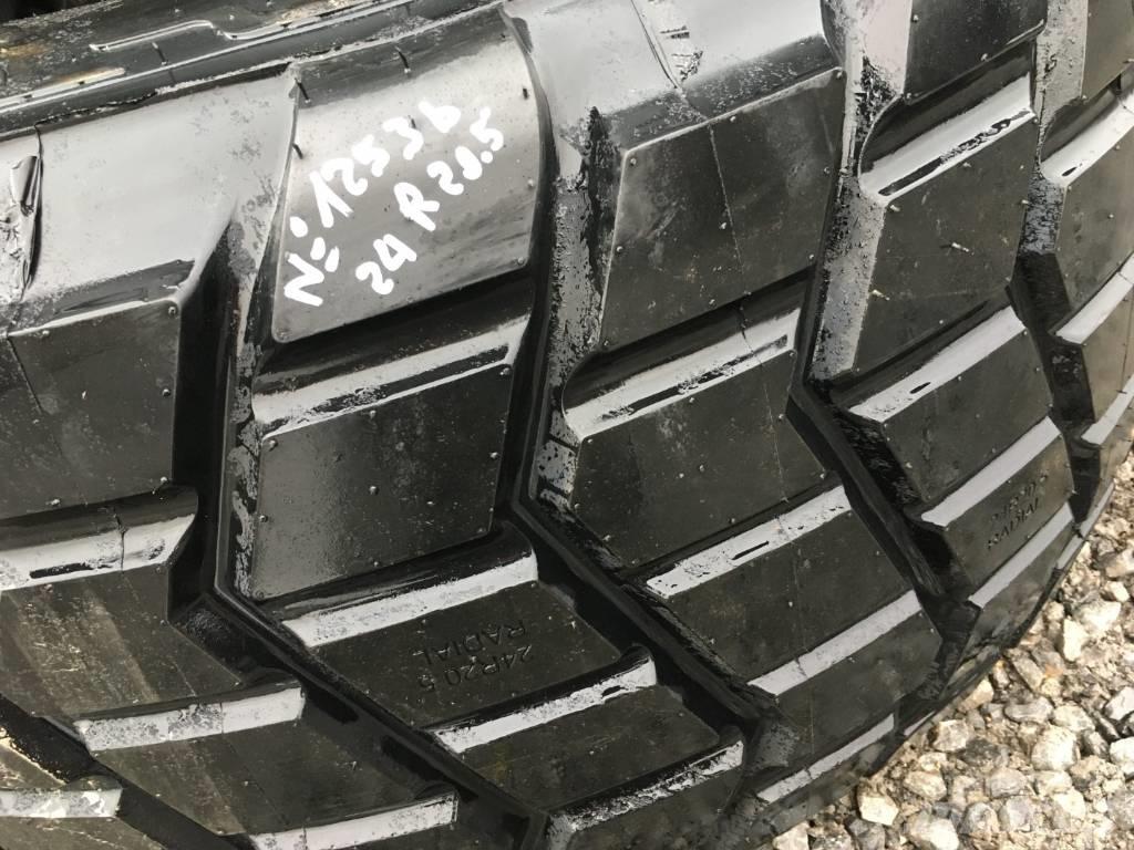  MAGNA TYRES 24R20.5 타이어, 휠 및 림