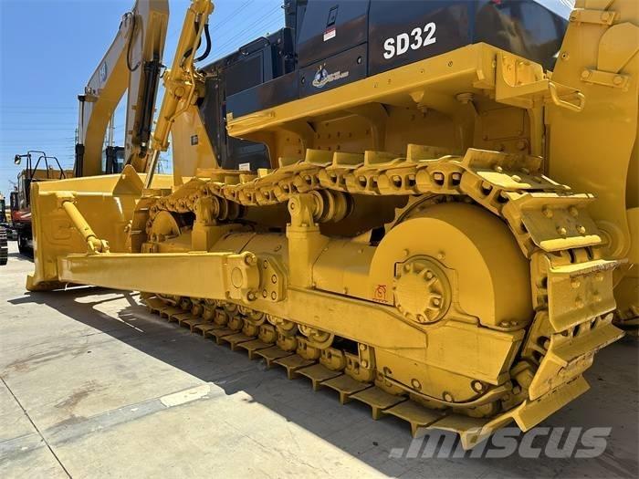Shantui SD 32 크롤러 도저