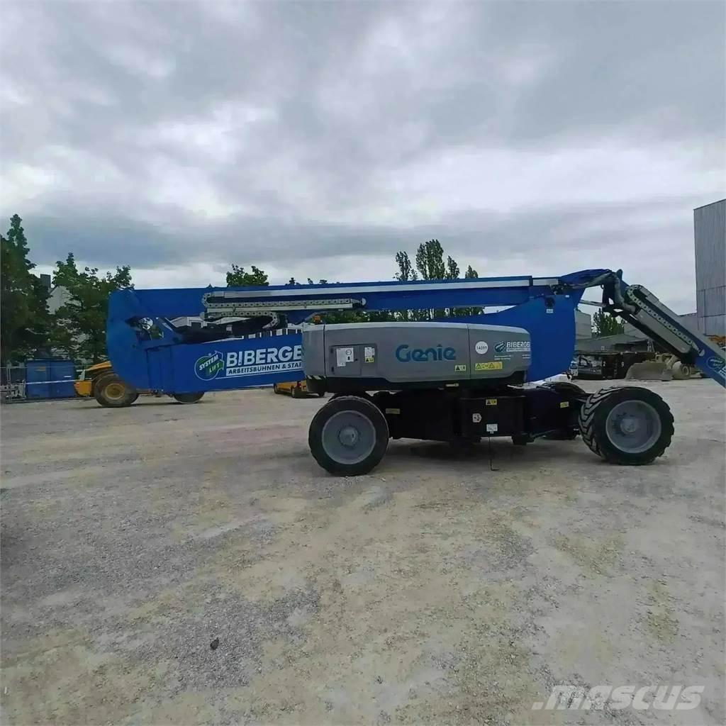 Genie ZX 135 관절형 전동이동 리프트