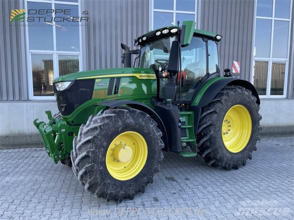 John Deere 6R 250 트랙터