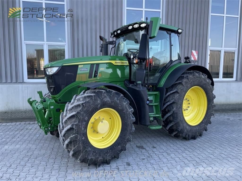 John Deere 6R 250 트랙터