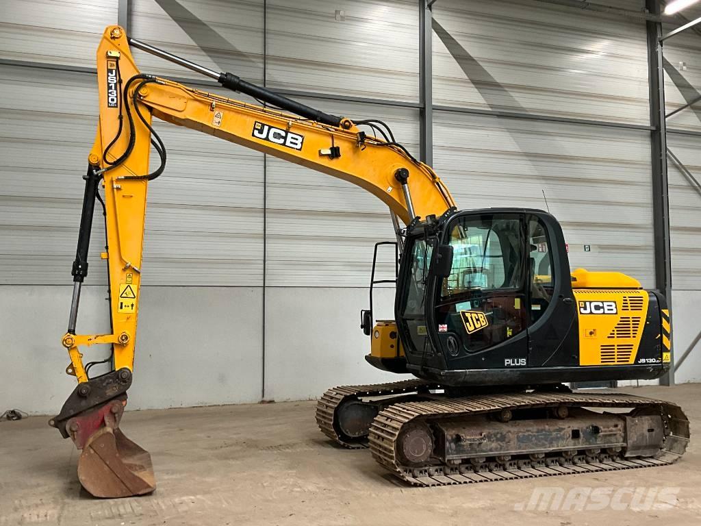 JCB JS 130 LC 대형 굴삭기 29톤 이상